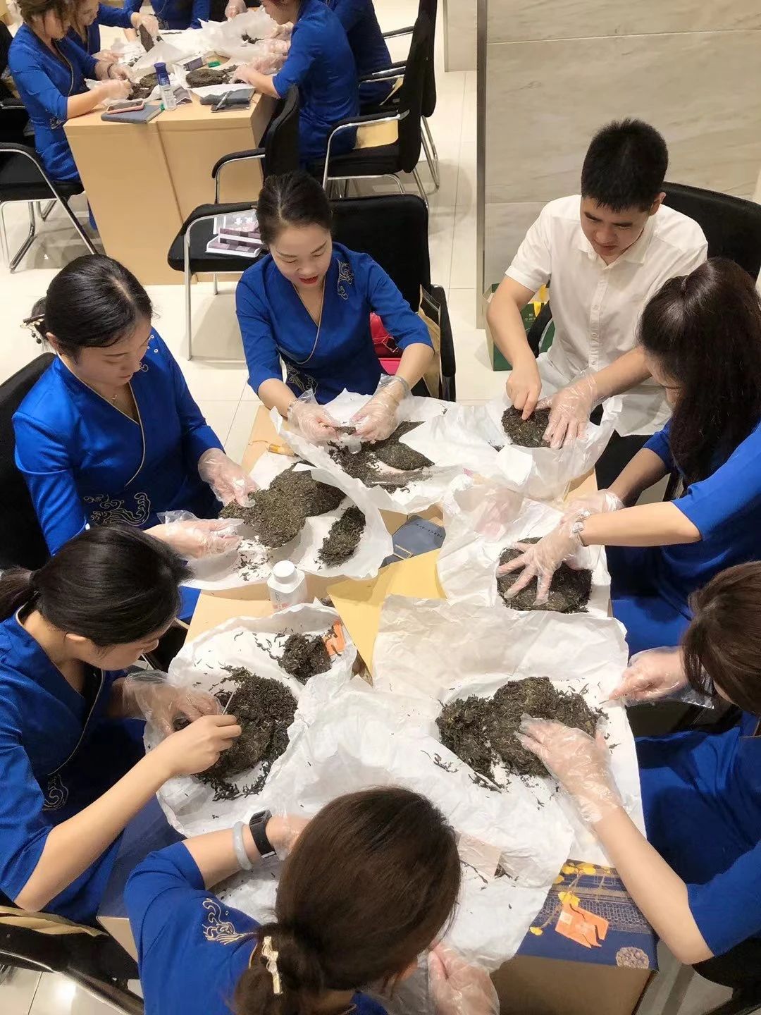 祝贺首期百年藏仓普洱特训营（武汉站）圆满成功